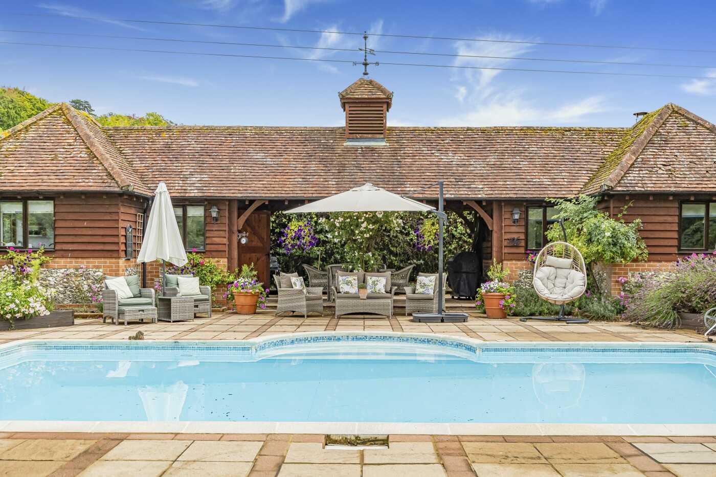 Skirmett, Henley-On-Thames